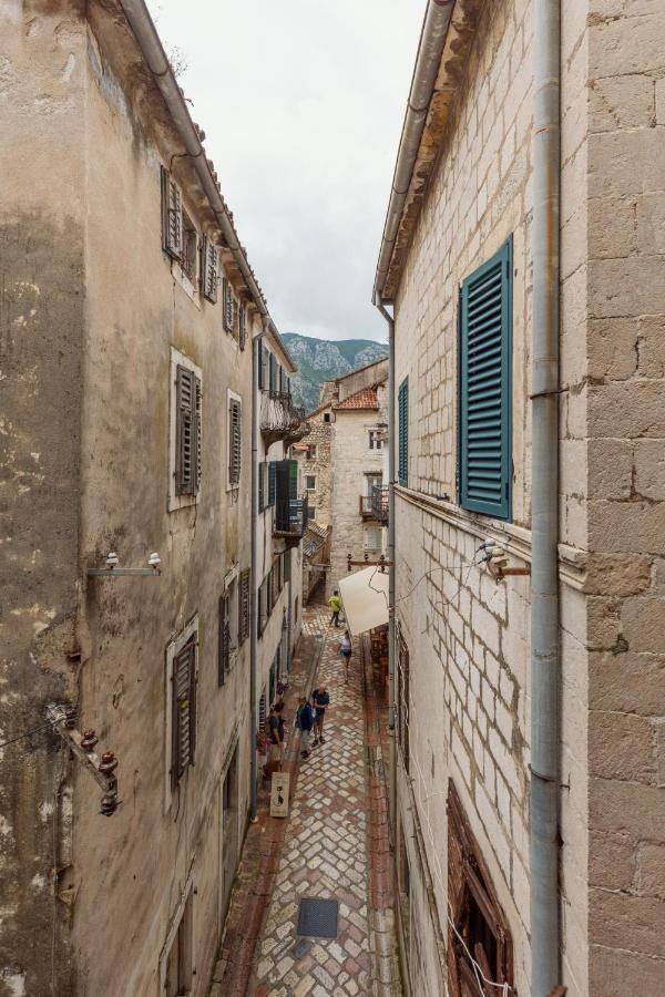 Apartment Amigo Old Town Kotor Exterior photo